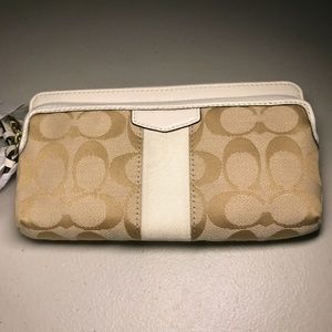 Coach Signature Stripe 12cm Double Zip Wallet